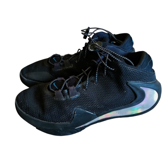 Nike Zoom Freak GS Mid Top Sneakers - Picture 1 of 6